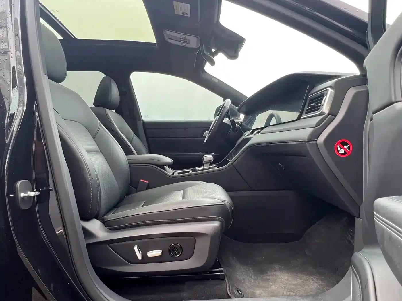 Li Auto ONE 2021 Extended Range 6-Seater — миниатюра 9