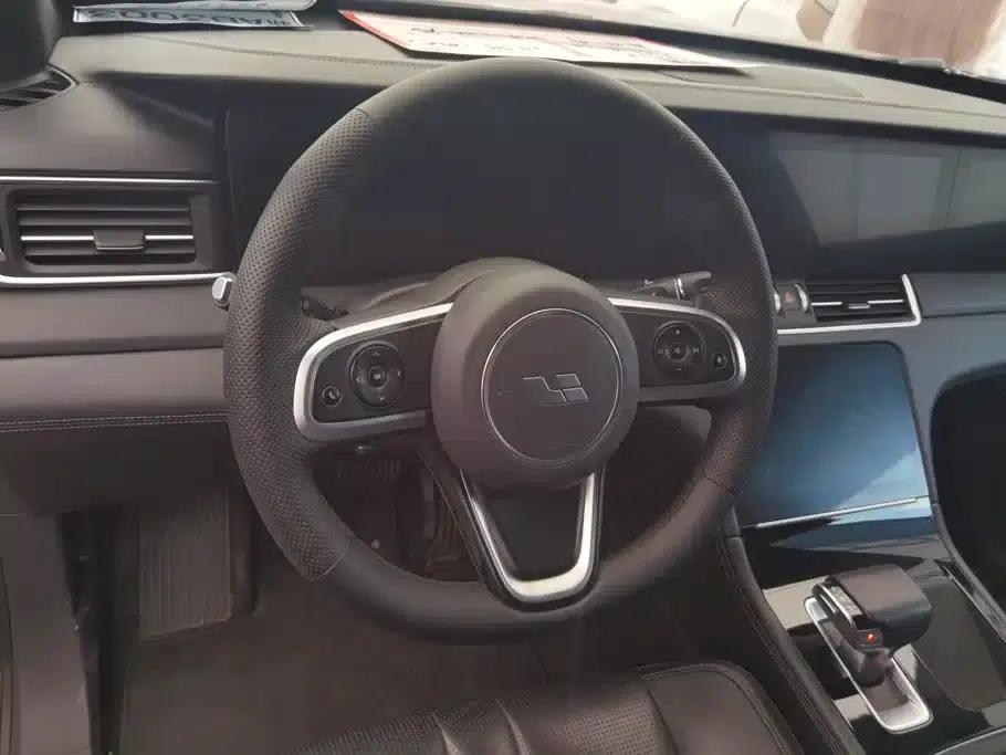 Li Auto ONE 2020 Extended Range 6-Seater — миниатюра 15