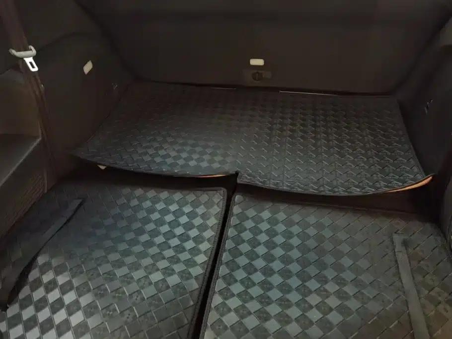 Li Auto ONE 2020 Extended Range 6-Seater — миниатюра 4