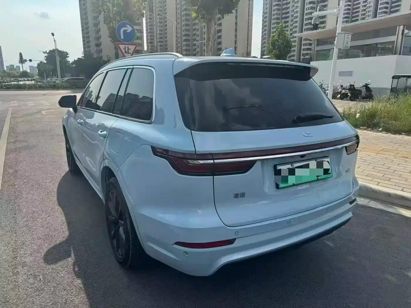 Li Auto ONE 2021 Extended Range 6-Seater — миниатюра 7
