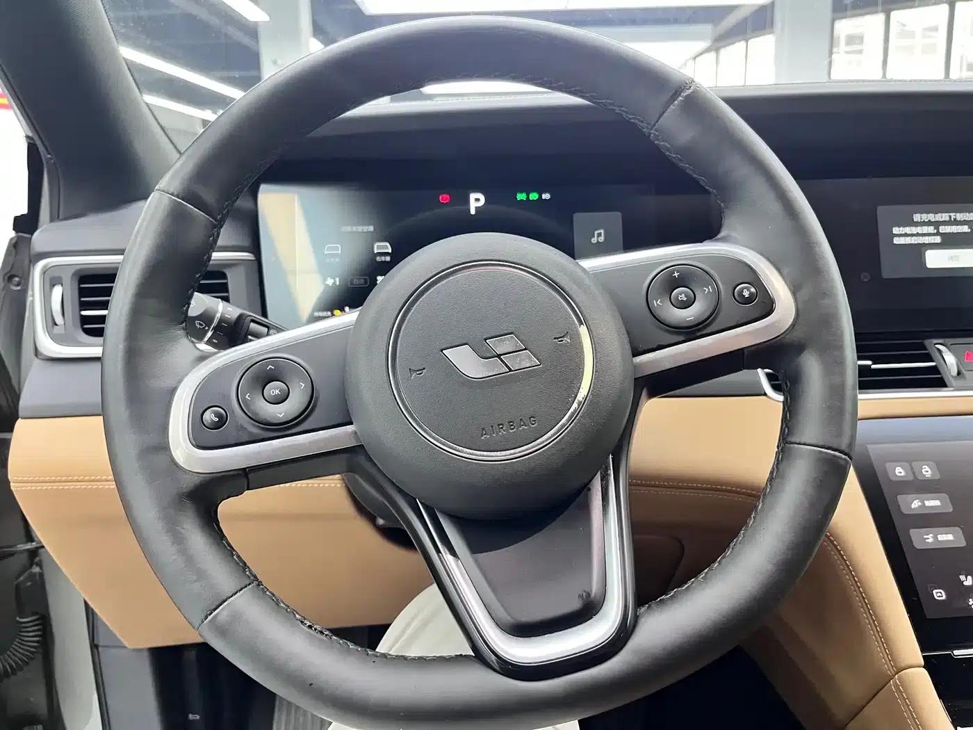 Li Auto ONE 2020 Extended Range 6-Seater — миниатюра 5