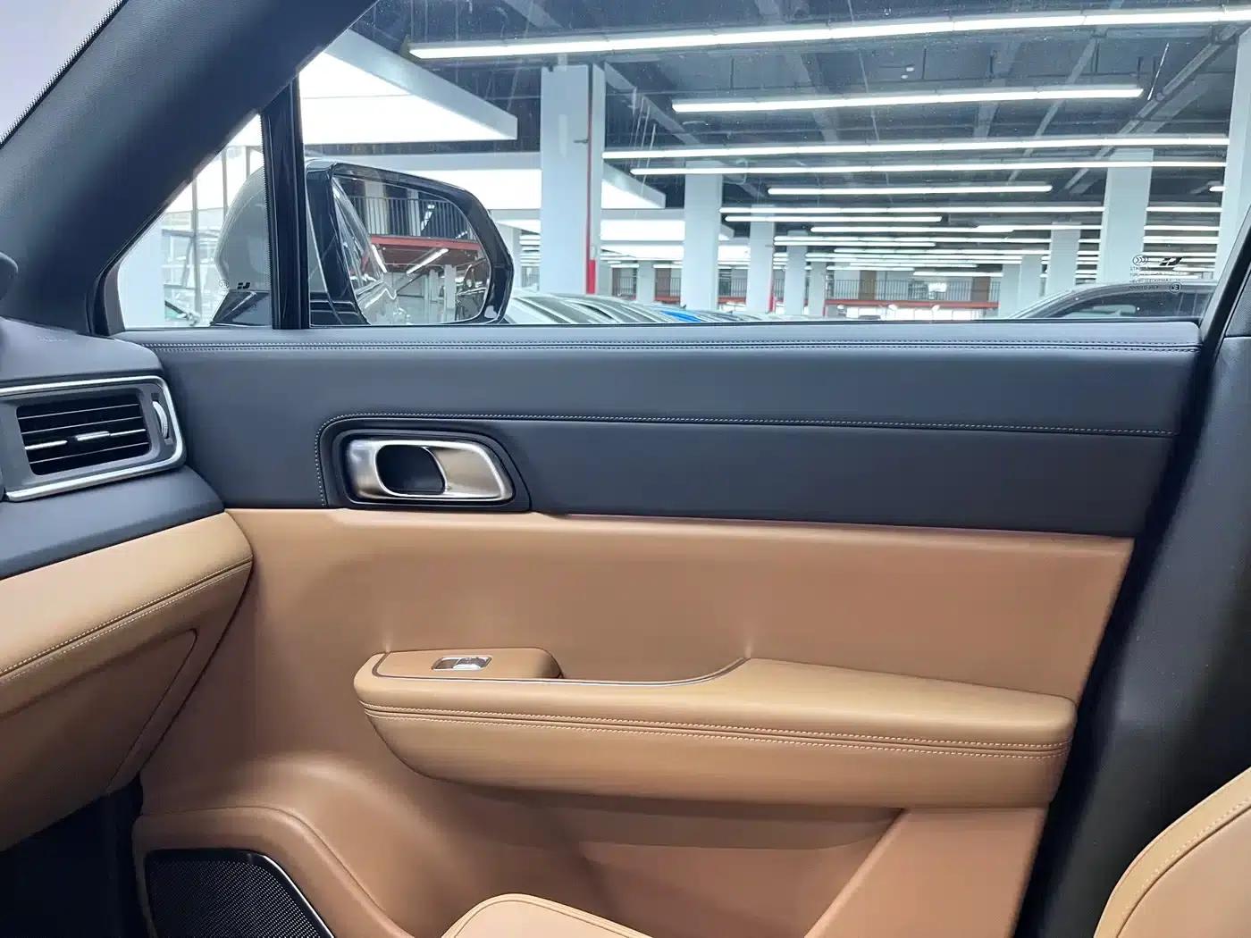 Li Auto ONE 2020 Extended Range 6-Seater — миниатюра 7
