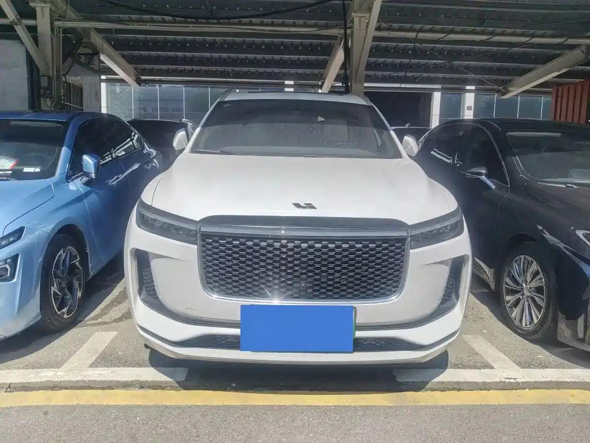 Li Auto ONE 2020 Extended Range 6-Seater — миниатюра 2