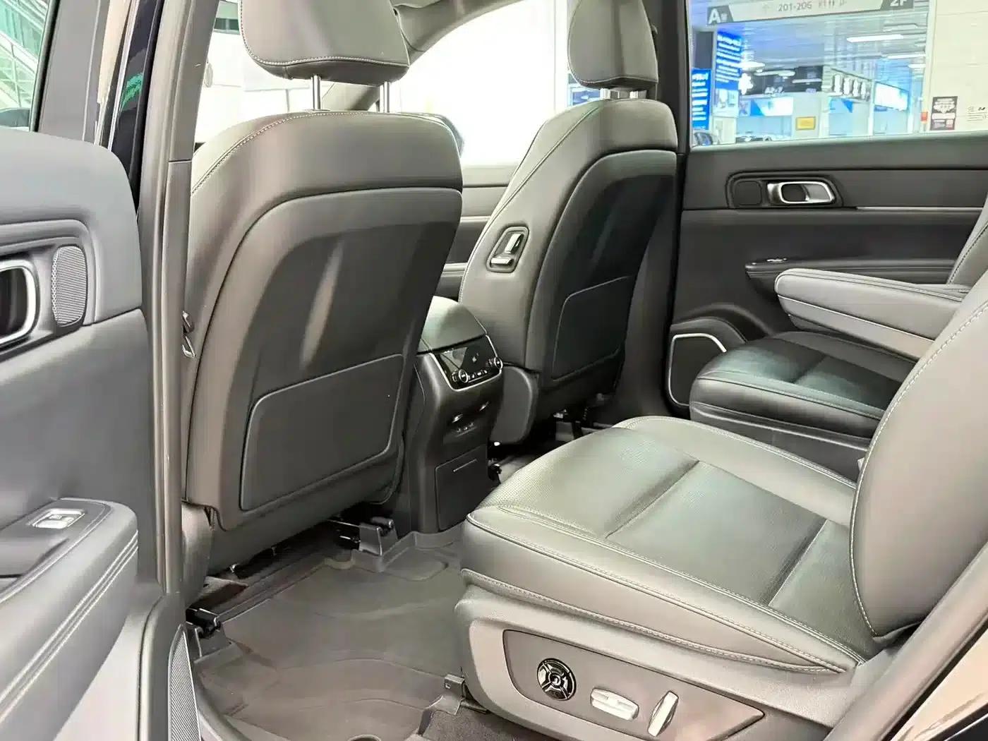 Li Auto ONE 2021 Extended Range 6-Seater — миниатюра 5