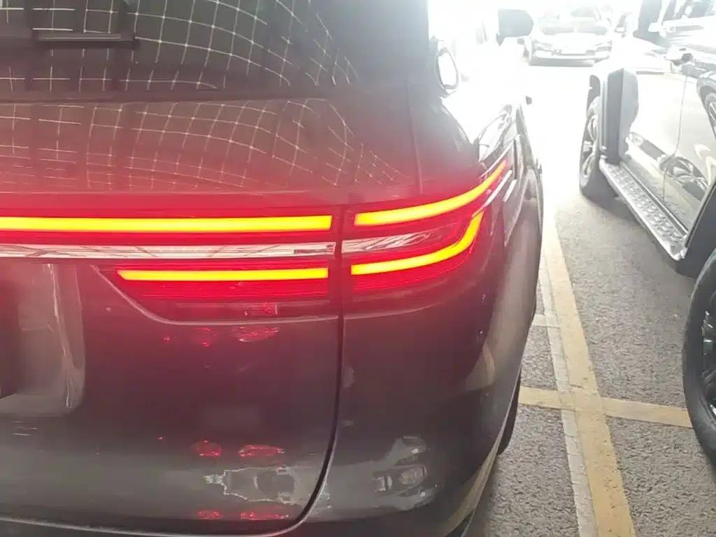 Li Auto ONE 2021 Extended Range 6-Seater — миниатюра 8