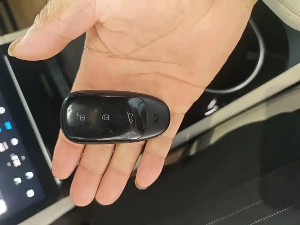 Li Auto ONE 2021 Extended Range 6-Seater — миниатюра 9