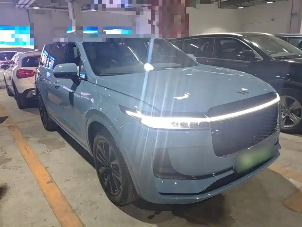 Li Auto ONE 2021 Extended Range 6-Seater — миниатюра 4