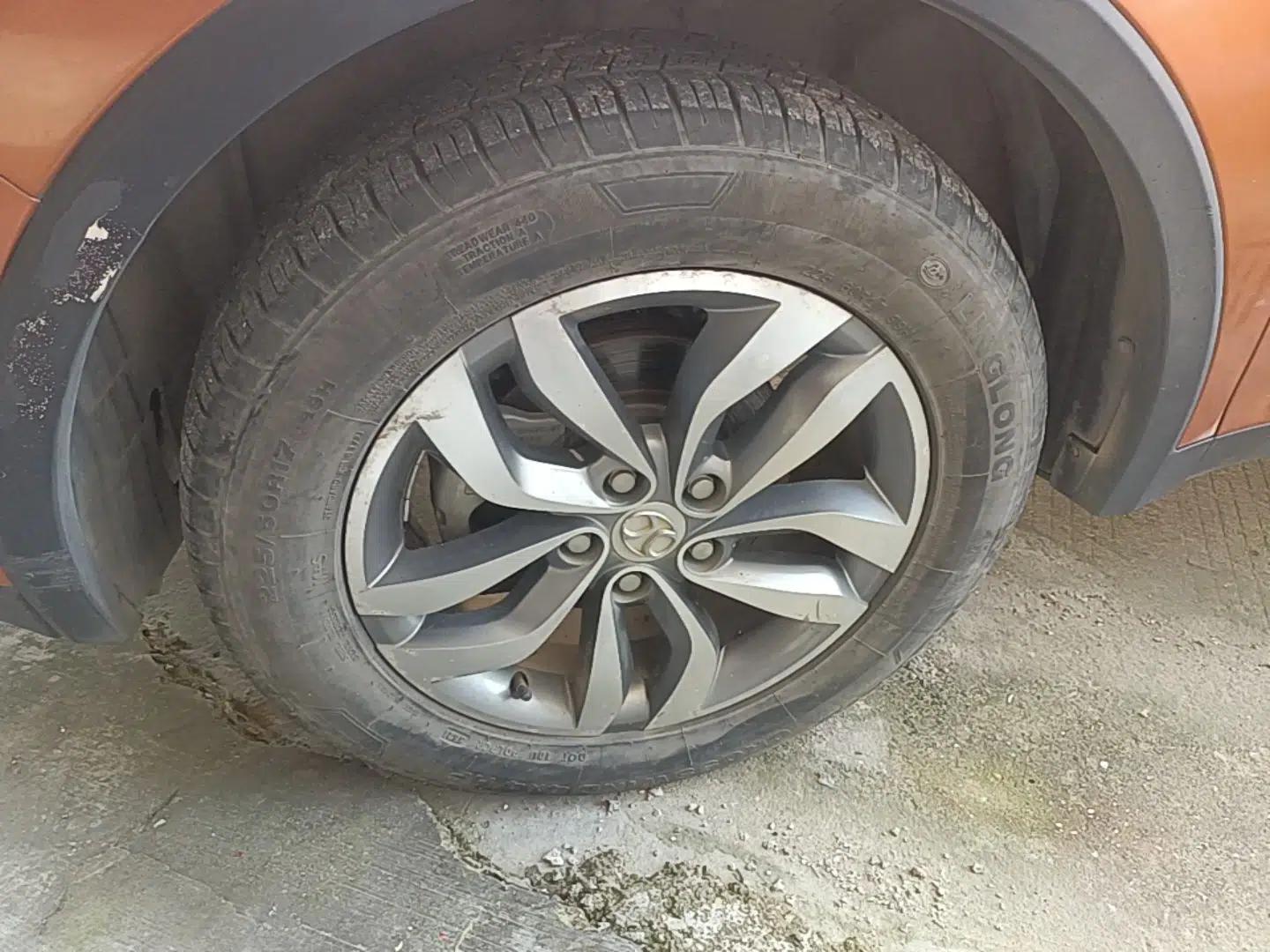 BAIC Senova X65 2015 2.0T Automatic Elite Model — миниатюра 10