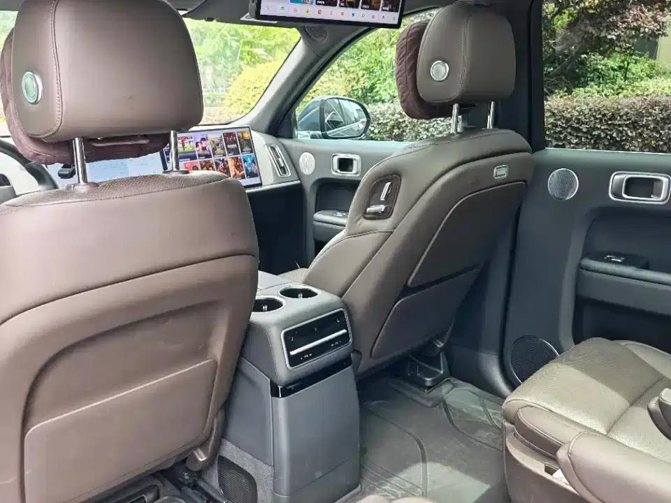 Li Auto L9 2022 Max — миниатюра 13