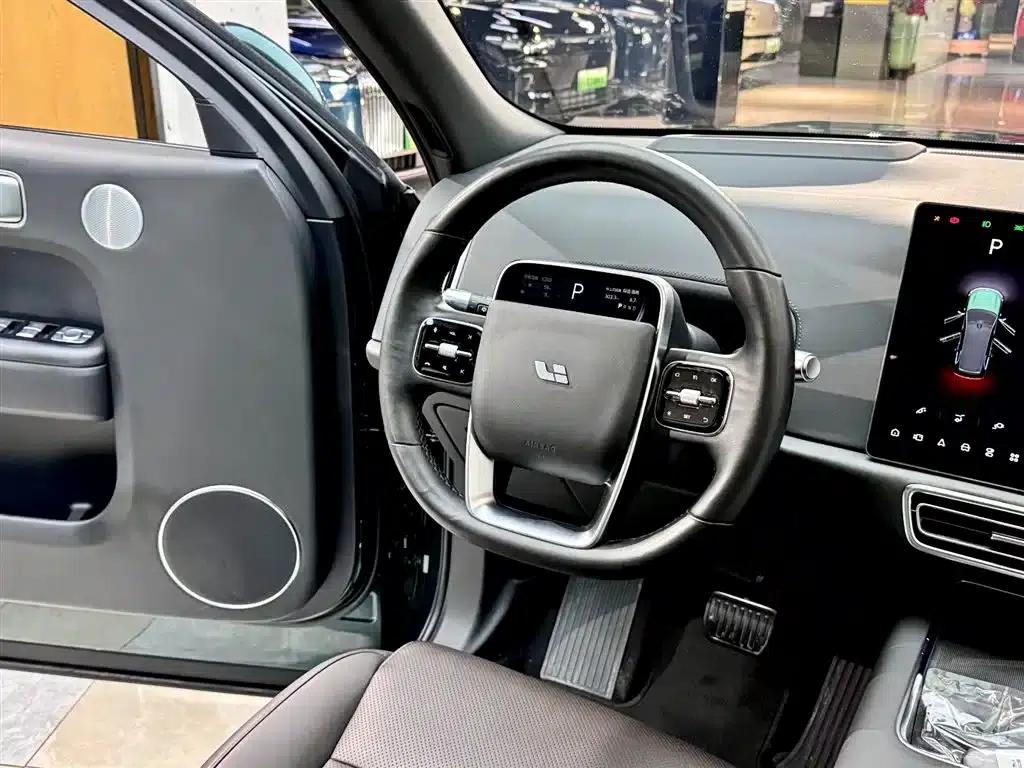 Li Auto L9 2022 Max — миниатюра 11