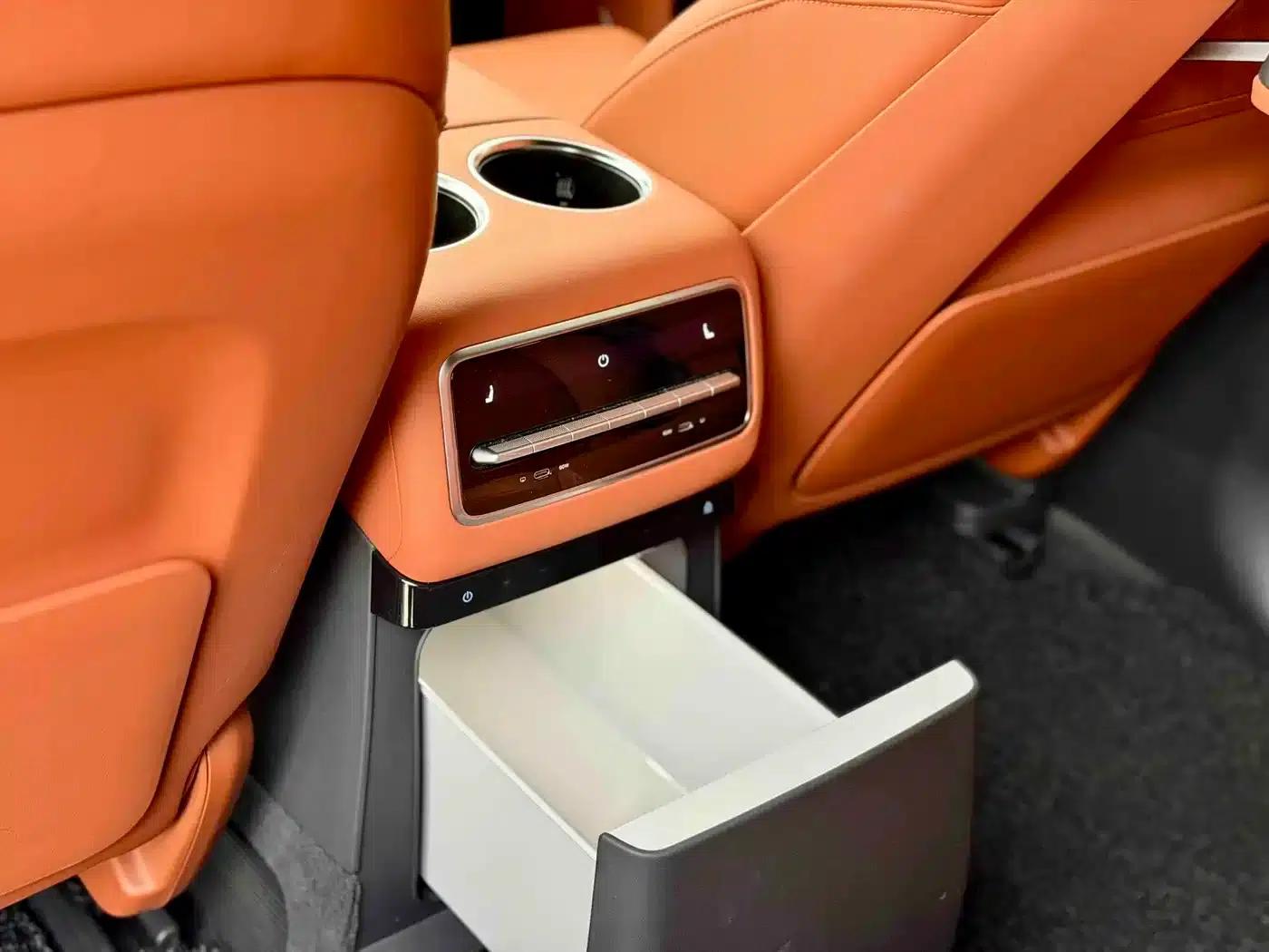 Li Auto L9 2022 Max — миниатюра 18