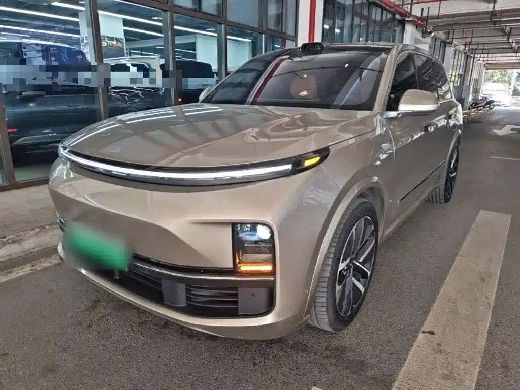 Li Auto L9 2022 Max — миниатюра 1