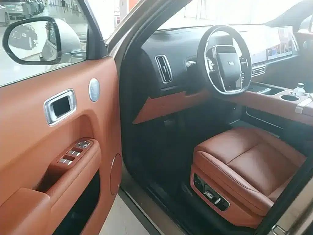 Li Auto L9 2022 Max — миниатюра 16