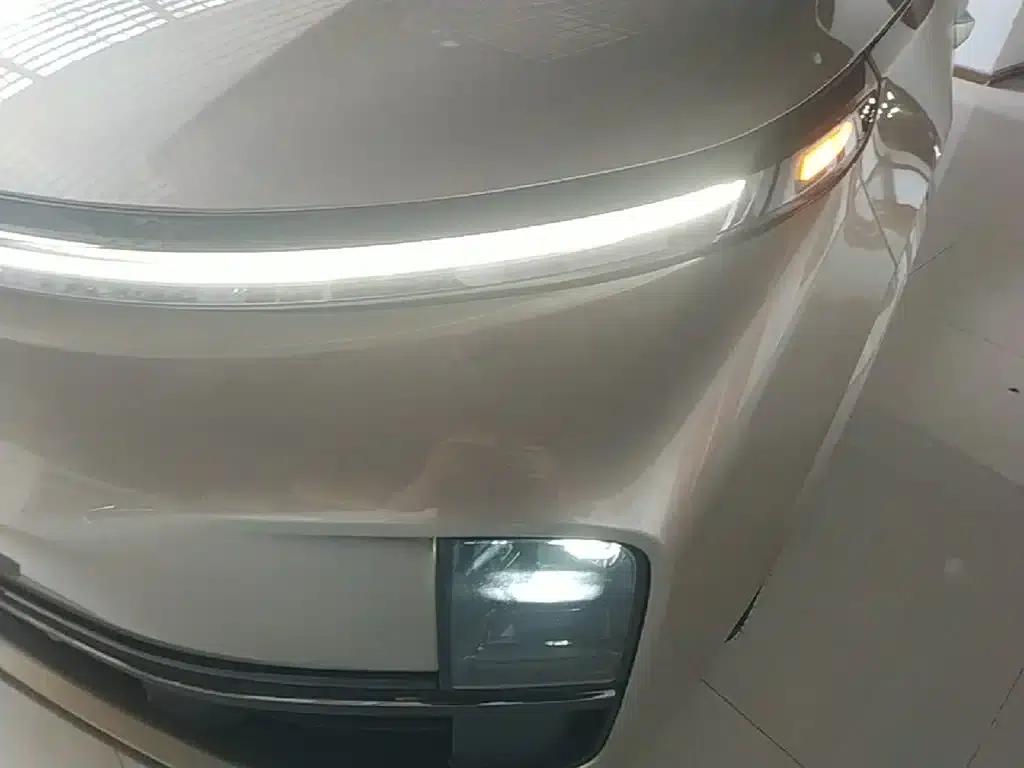 Li Auto L9 2022 Max — миниатюра 24