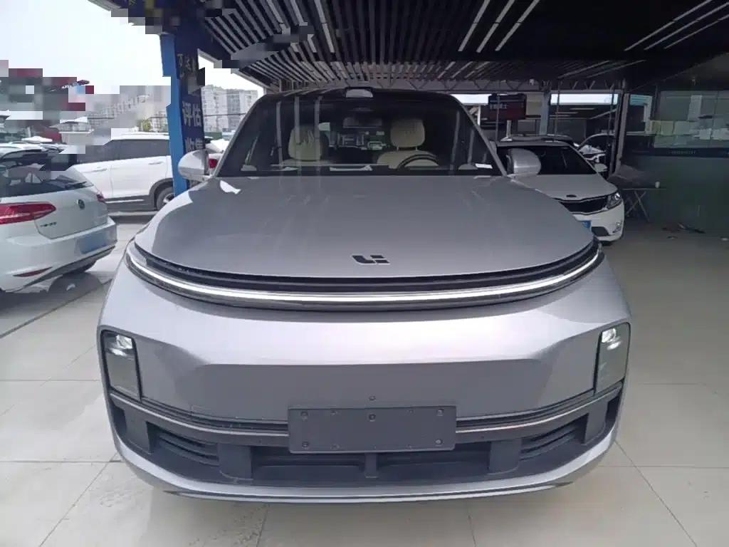 Li Auto L9 2022 Max — миниатюра 3