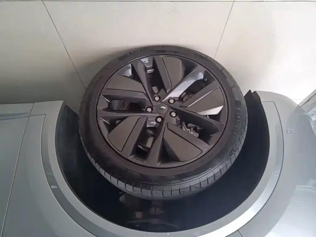 Li Auto L9 2022 Max — миниатюра 23