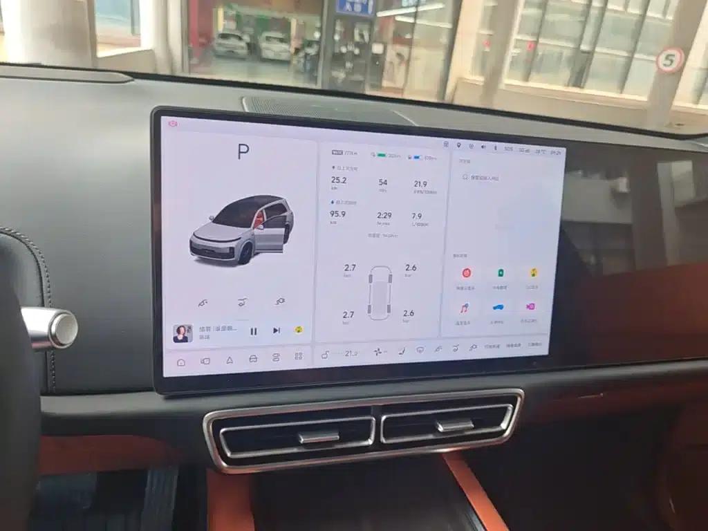 Li Auto L9 2025 Ultra Intelligent Renewal Edition — миниатюра 13