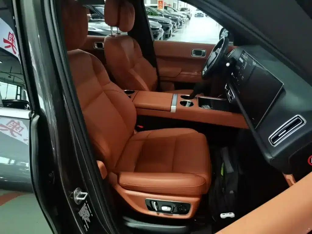 Li Auto L9 2022 Max — миниатюра 25