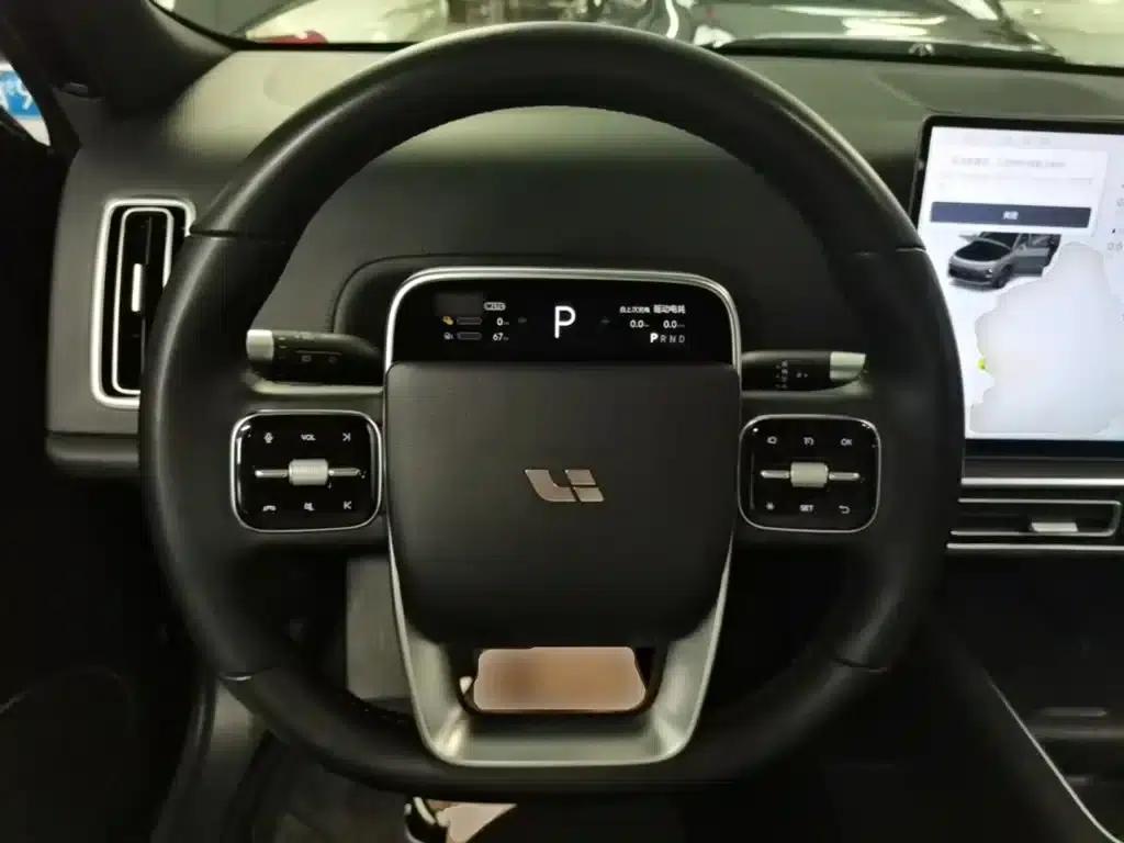 Li Auto L9 2022 Max — миниатюра 11