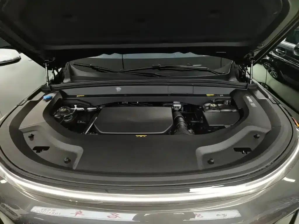 Li Auto L9 2022 Max — миниатюра 20