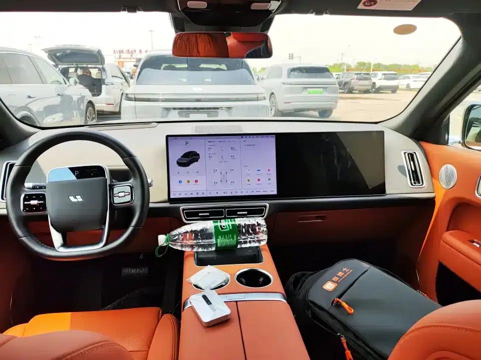 Li Auto L8 2025 Max Smart Renewal Edition — миниатюра 3