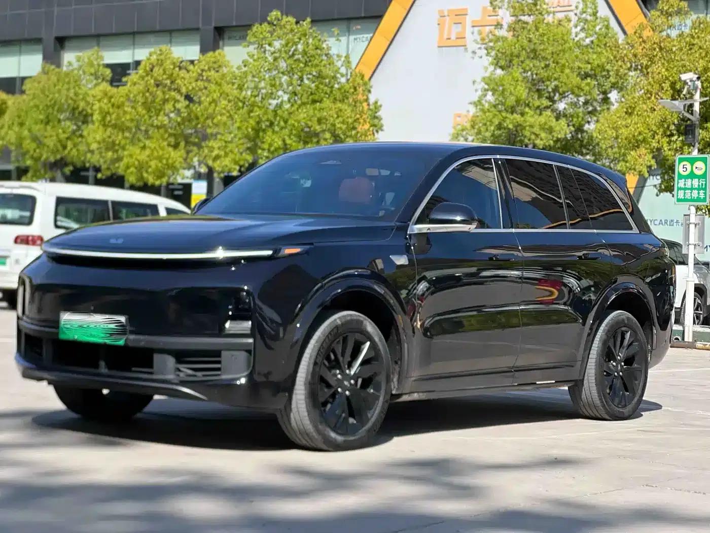Li Auto L8 2023 Pro — миниатюра 1