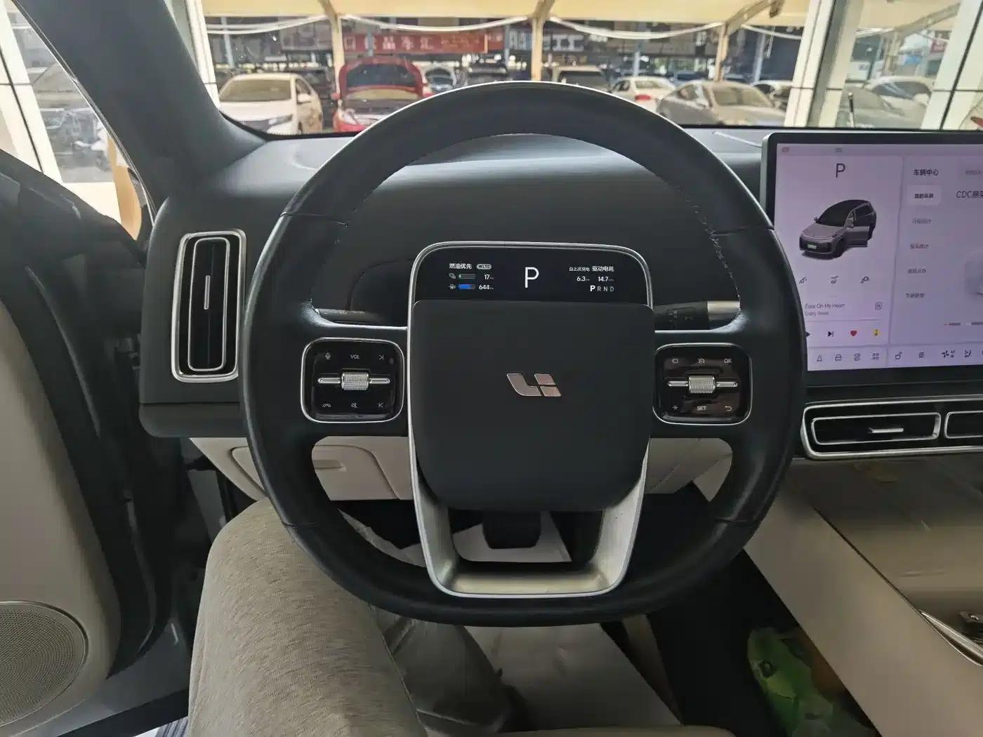 Li Auto L8 2023 Air — миниатюра 7