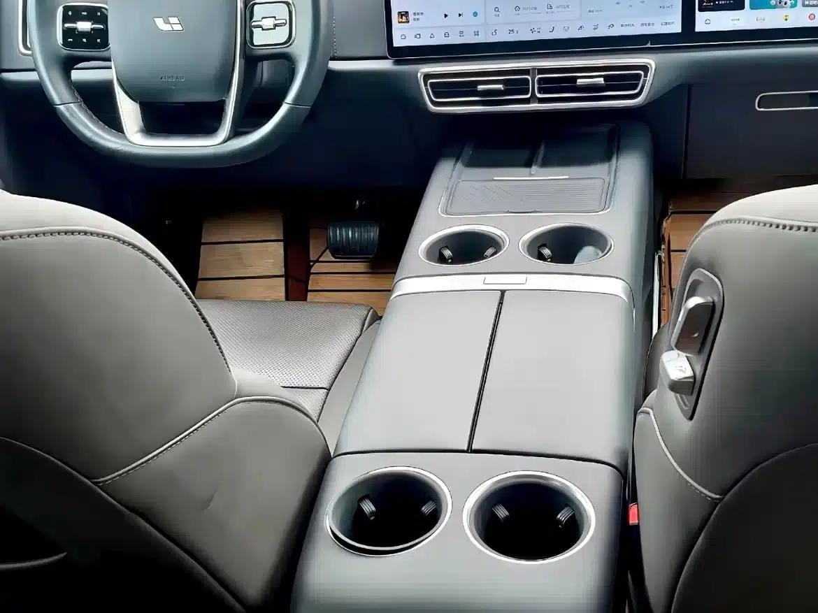 Li Auto L8 2023 Air — миниатюра 4