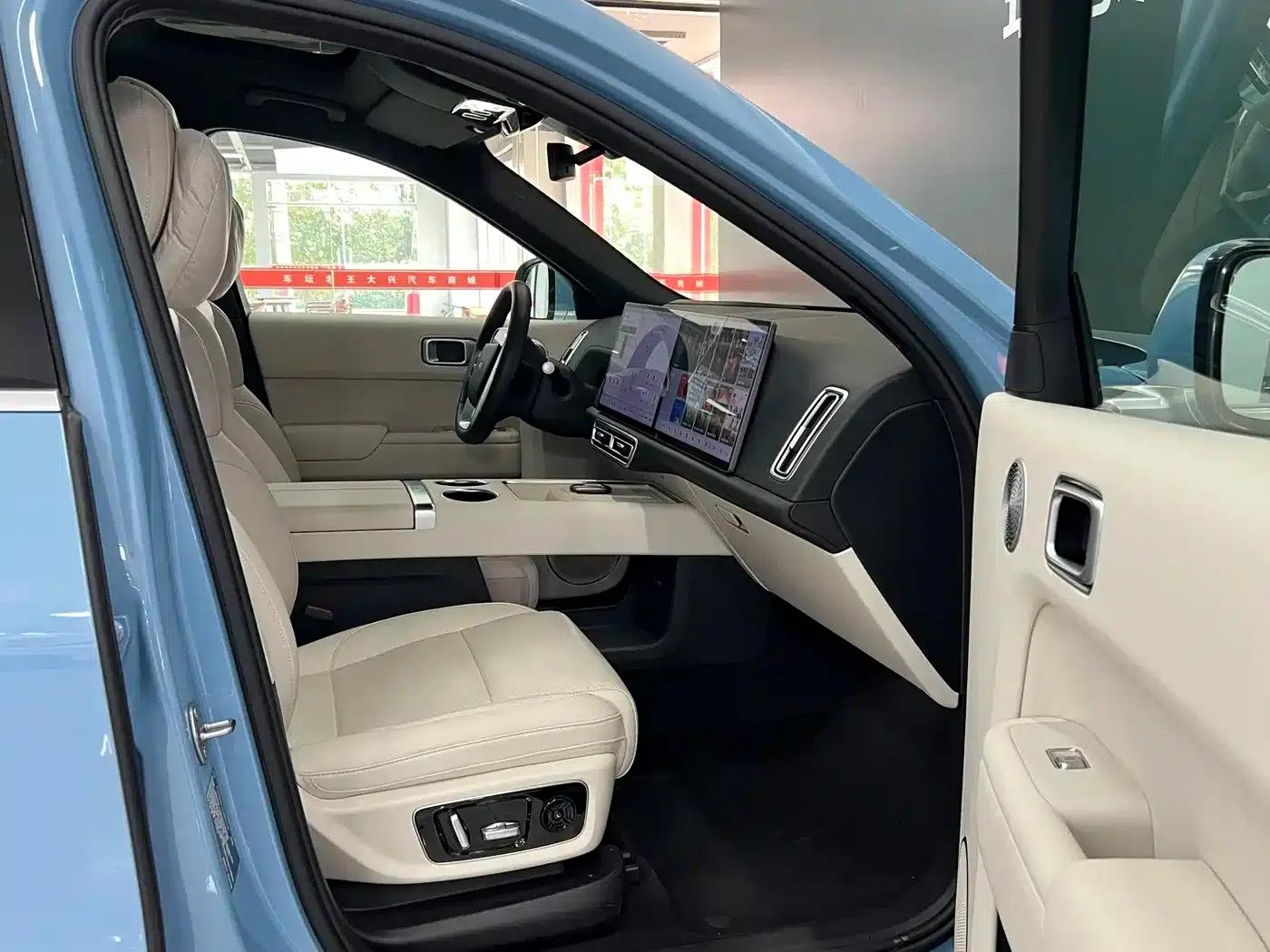 Li Auto L8 2025 Ultra Intelligent Renewal Edition — миниатюра 7