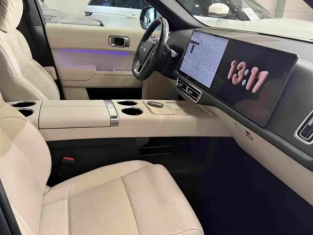 Li Auto L8 2024 Pro — миниатюра 11