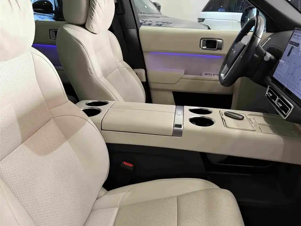 Li Auto L8 2024 Pro — миниатюра 12