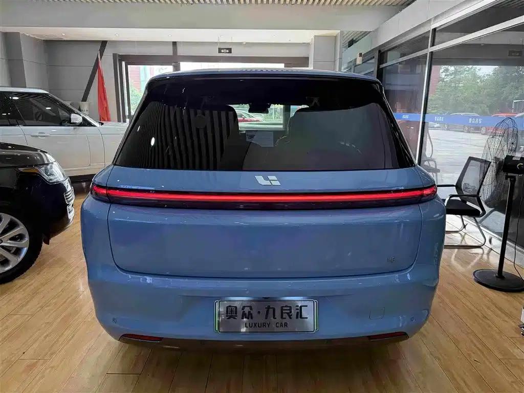 Li Auto L8 2024 Pro — миниатюра 18