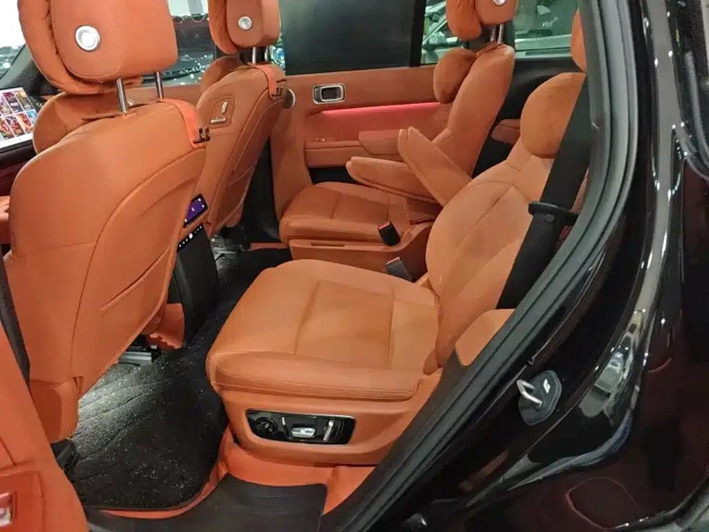 Li Auto L8 2024 Max — миниатюра 17
