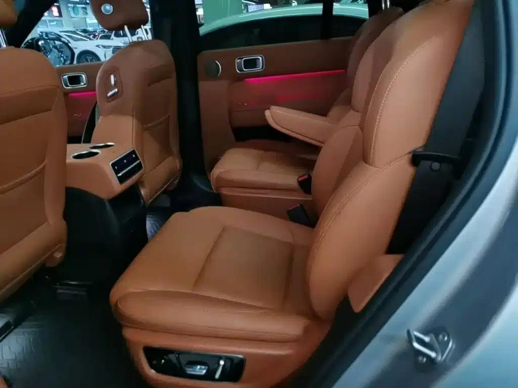 Li Auto L8 2023 Pro — миниатюра 17