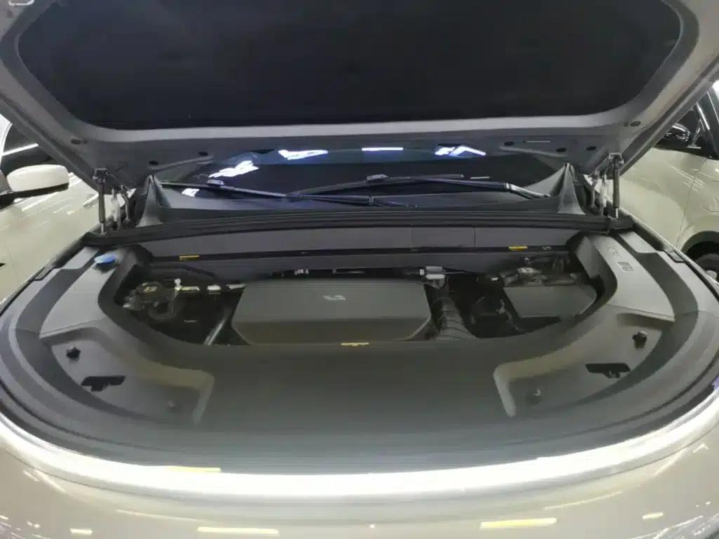Li Auto L8 2023 Pro — миниатюра 20