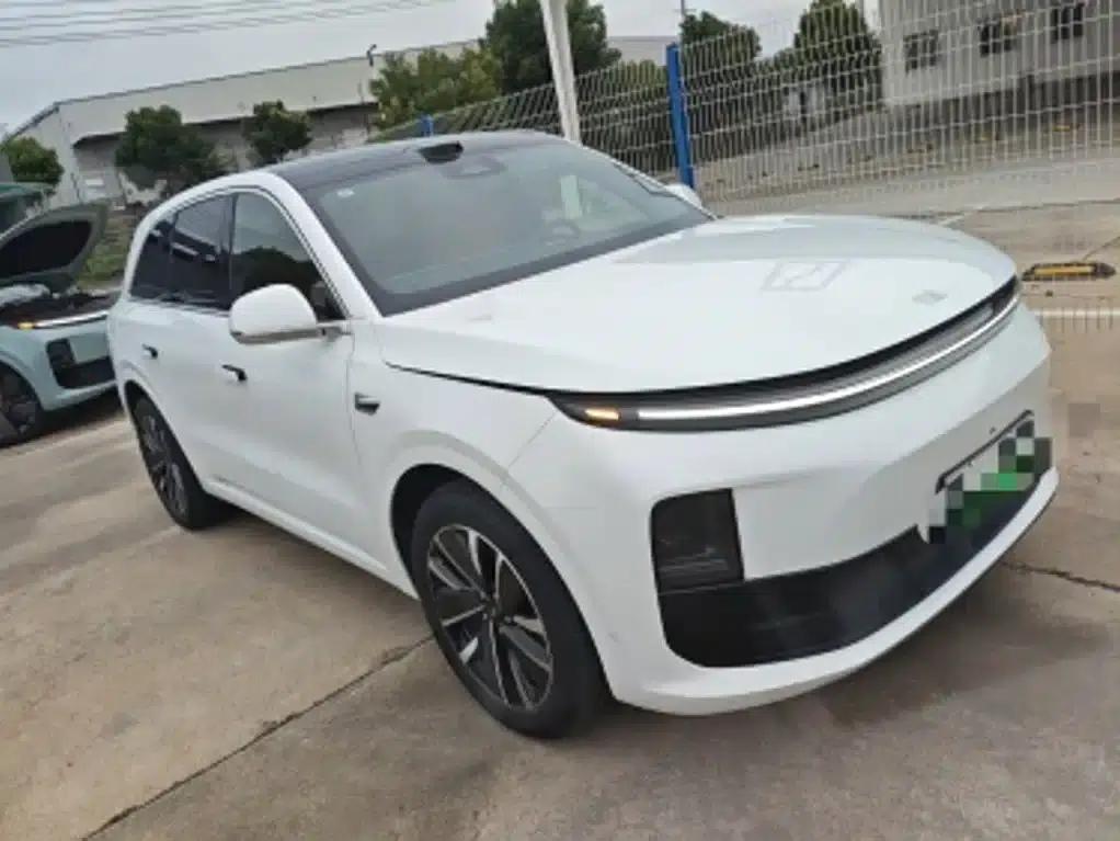 Li Auto L6 2025 Max Intelligent Renewal Edition — миниатюра 3