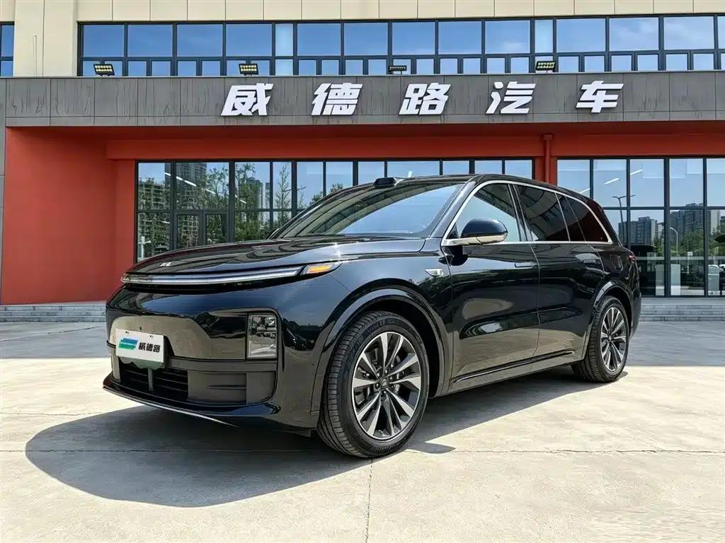 Li Auto L6 2025 Pro Smart Renewal Edition — миниатюра 1
