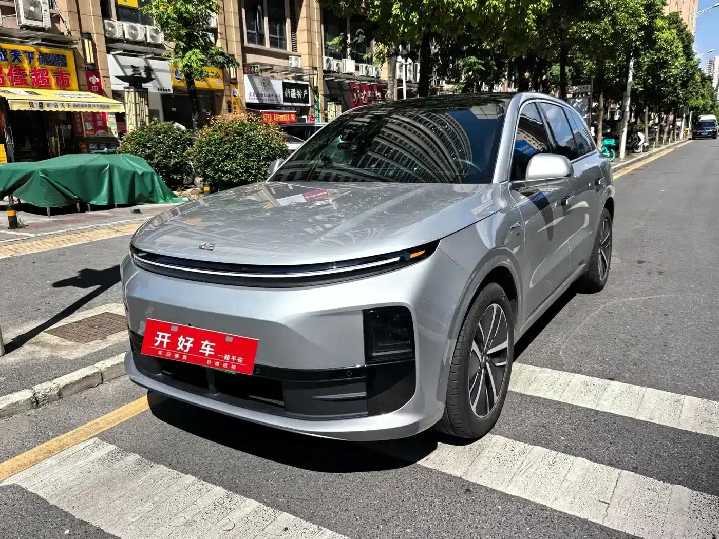 Li Auto L6 2024 Pro — миниатюра 1