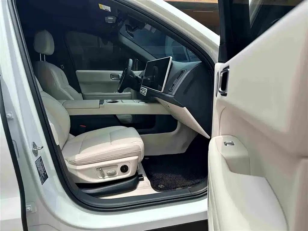 Li Auto L6 2024 Pro — миниатюра 9