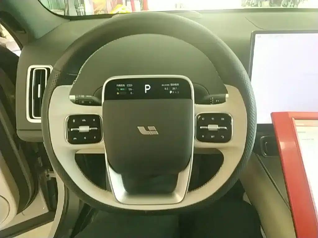Li Auto L6 2024 Max — миниатюра 11