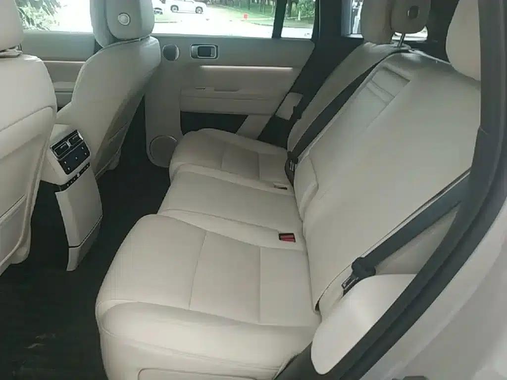 Li Auto L6 2024 Max — миниатюра 17