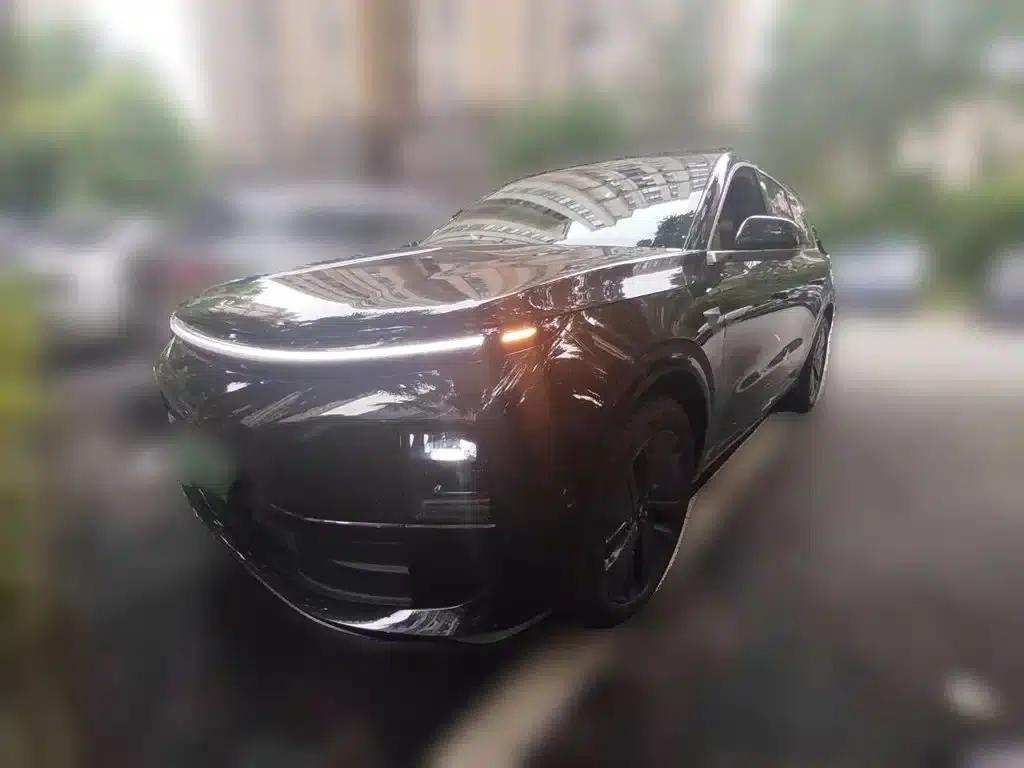 Li Auto L6 2024 Pro — миниатюра 1