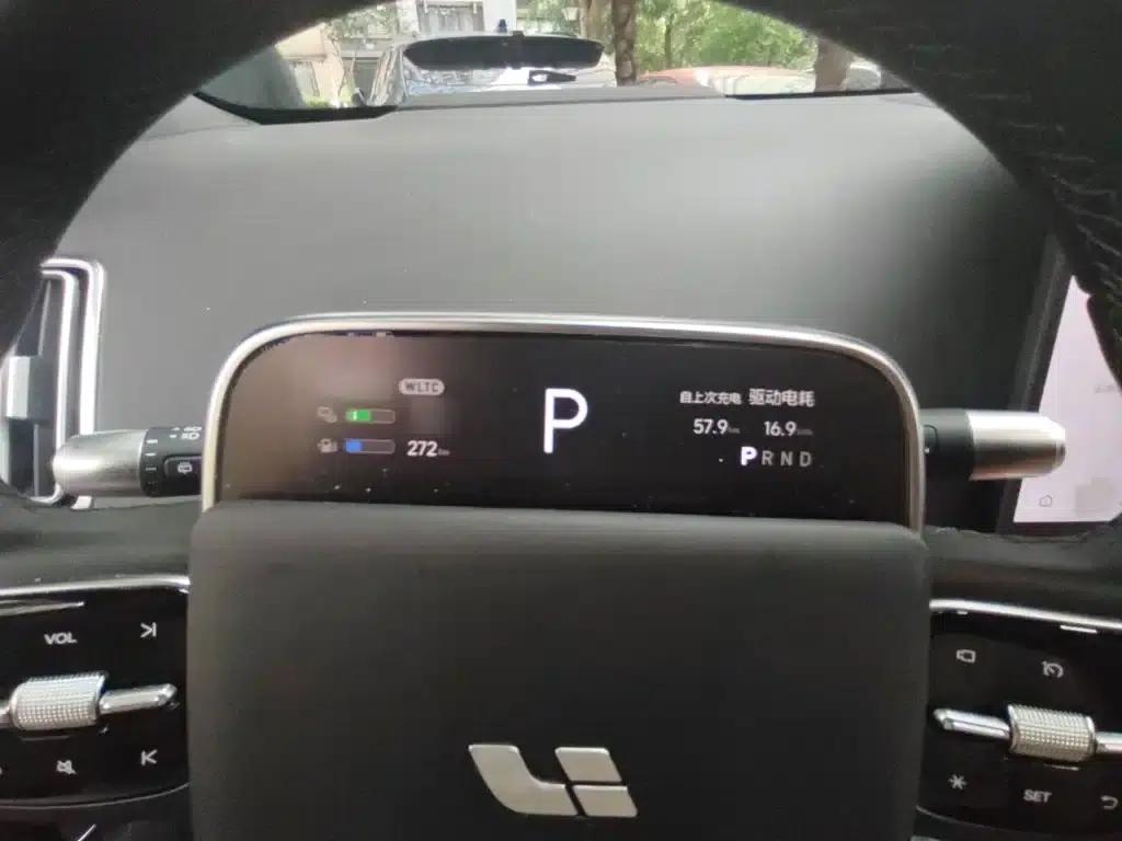 Li Auto L6 2024 Pro — миниатюра 4