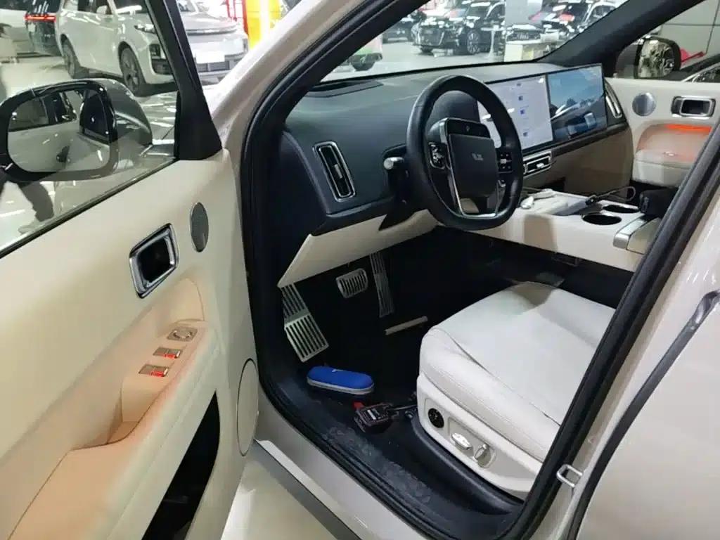 Li Auto L6 2024 Max — миниатюра 16