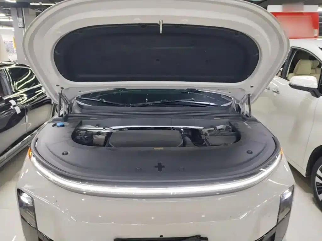 Li Auto L6 2024 Max — миниатюра 20