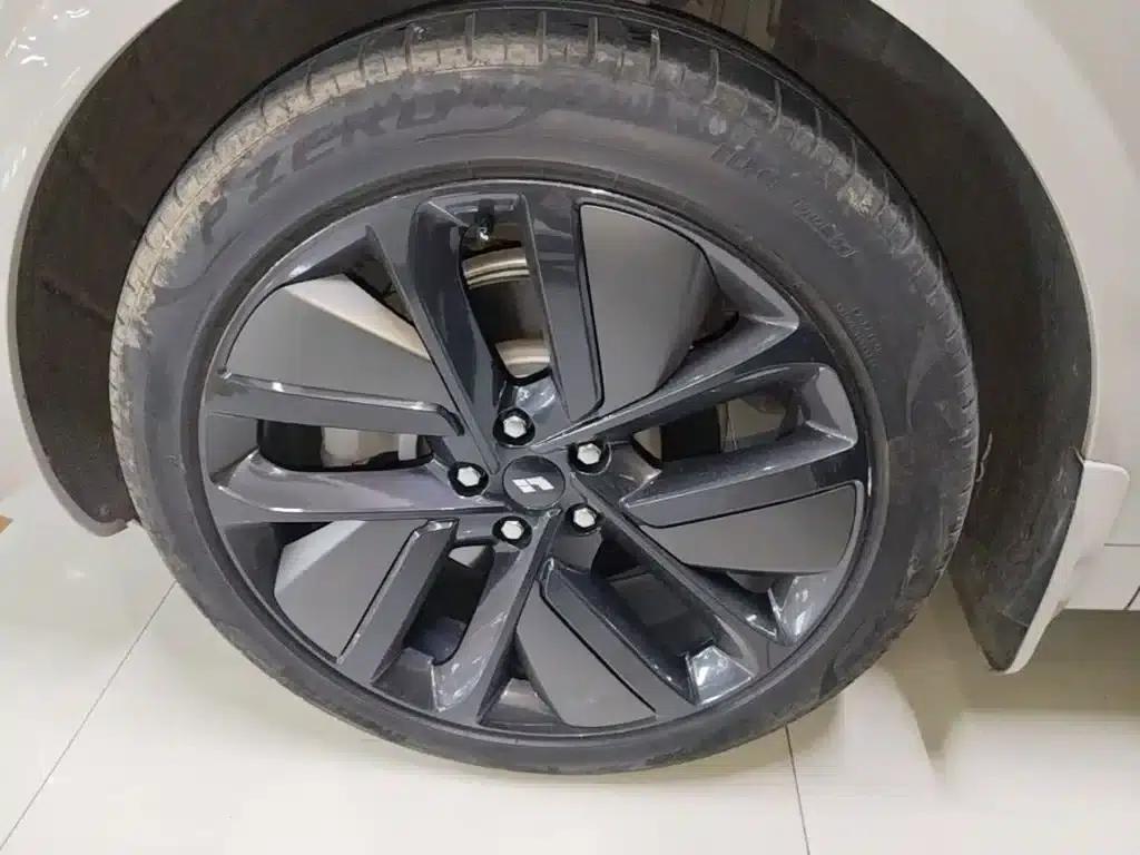 Li Auto L6 2024 Max — миниатюра 23