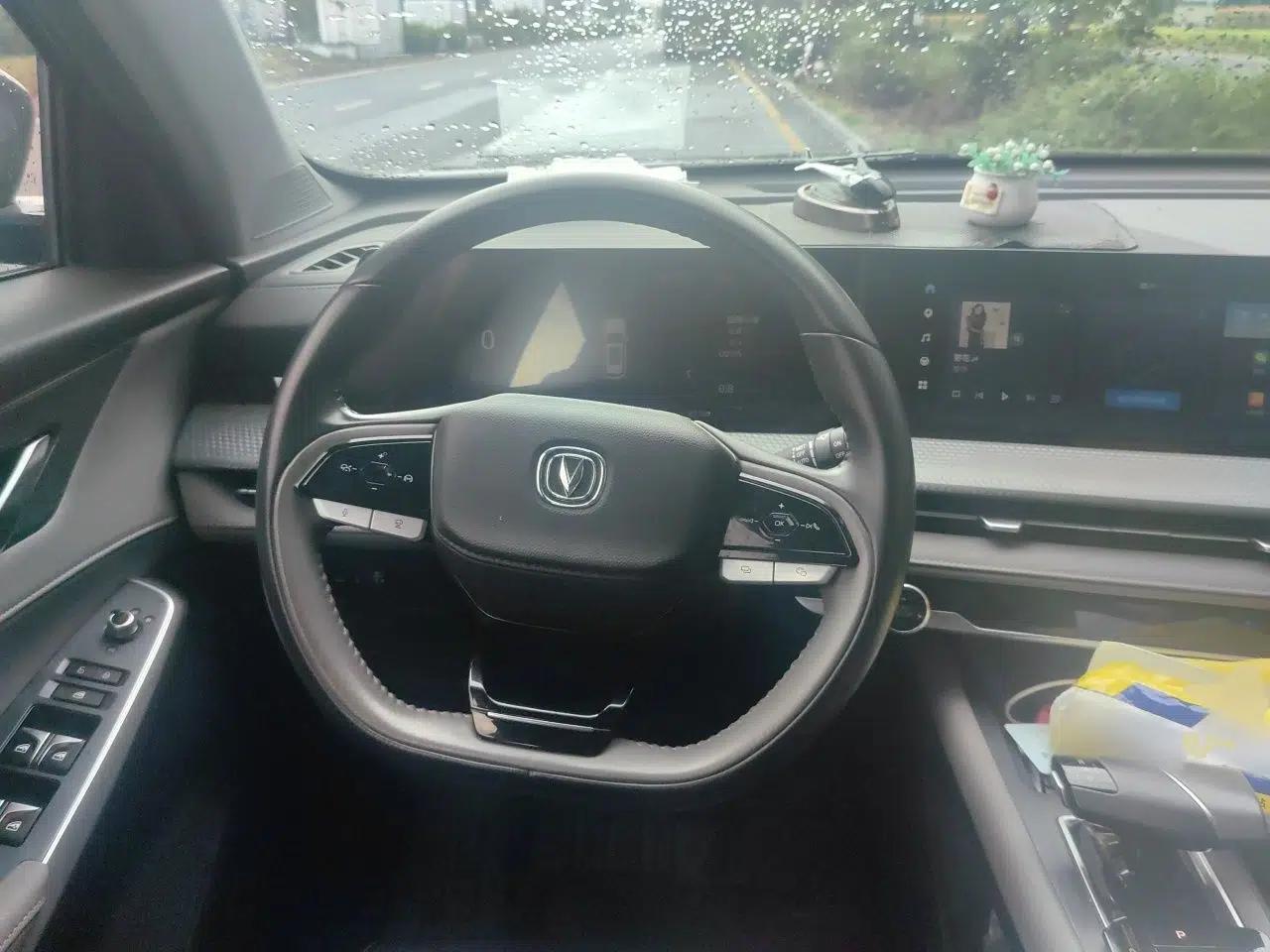 CHANGAN CS75 PLUS 2022 2nd Generation 1.5T Automatic Prestige Version — миниатюра 10