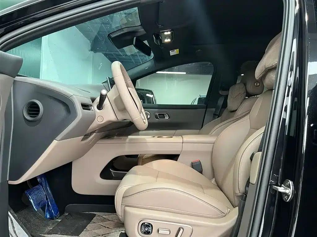 Li Auto i6 2025 AWD Standard Edition — миниатюра 12