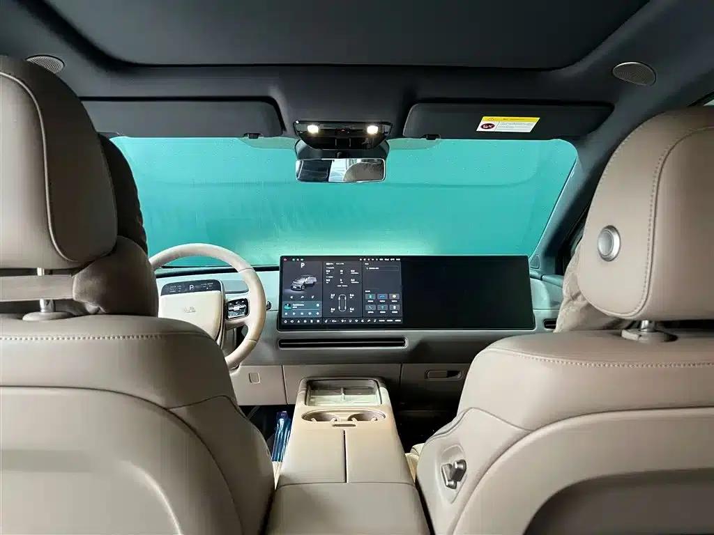 Li Auto i6 2025 AWD Standard Edition — миниатюра 16
