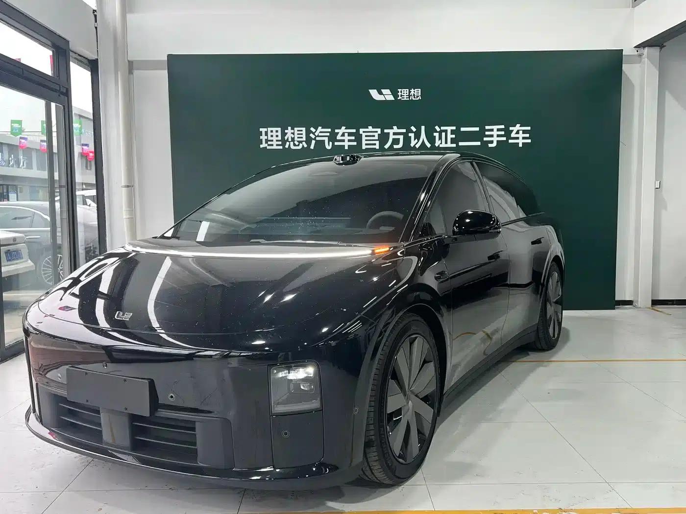 Li Auto i6 2025 AWD Standard Edition — миниатюра 1